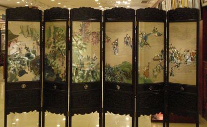 screen with Suzhou embroidery